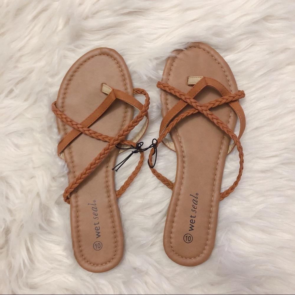 ☀️ Sandals Size 10, fit like 9